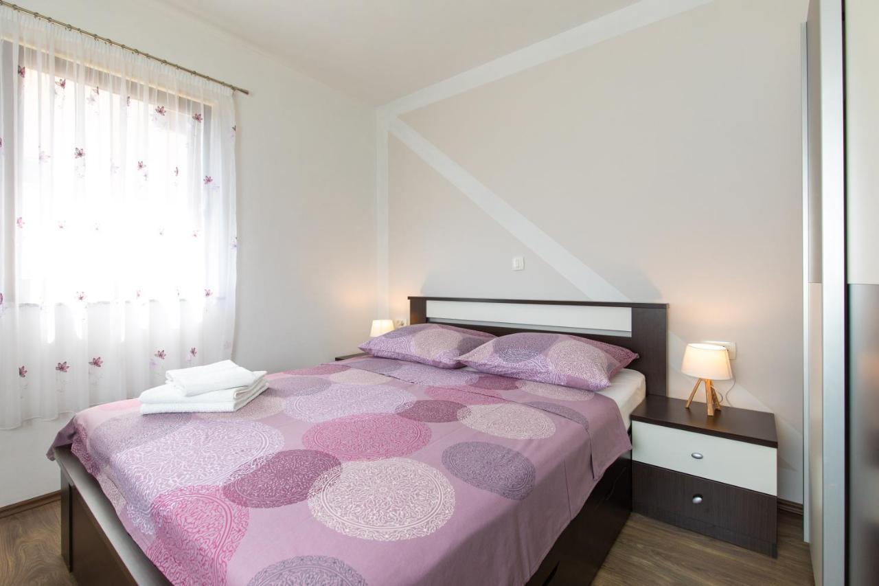 Apartments Otia Seaview Porat  Eksteriør billede