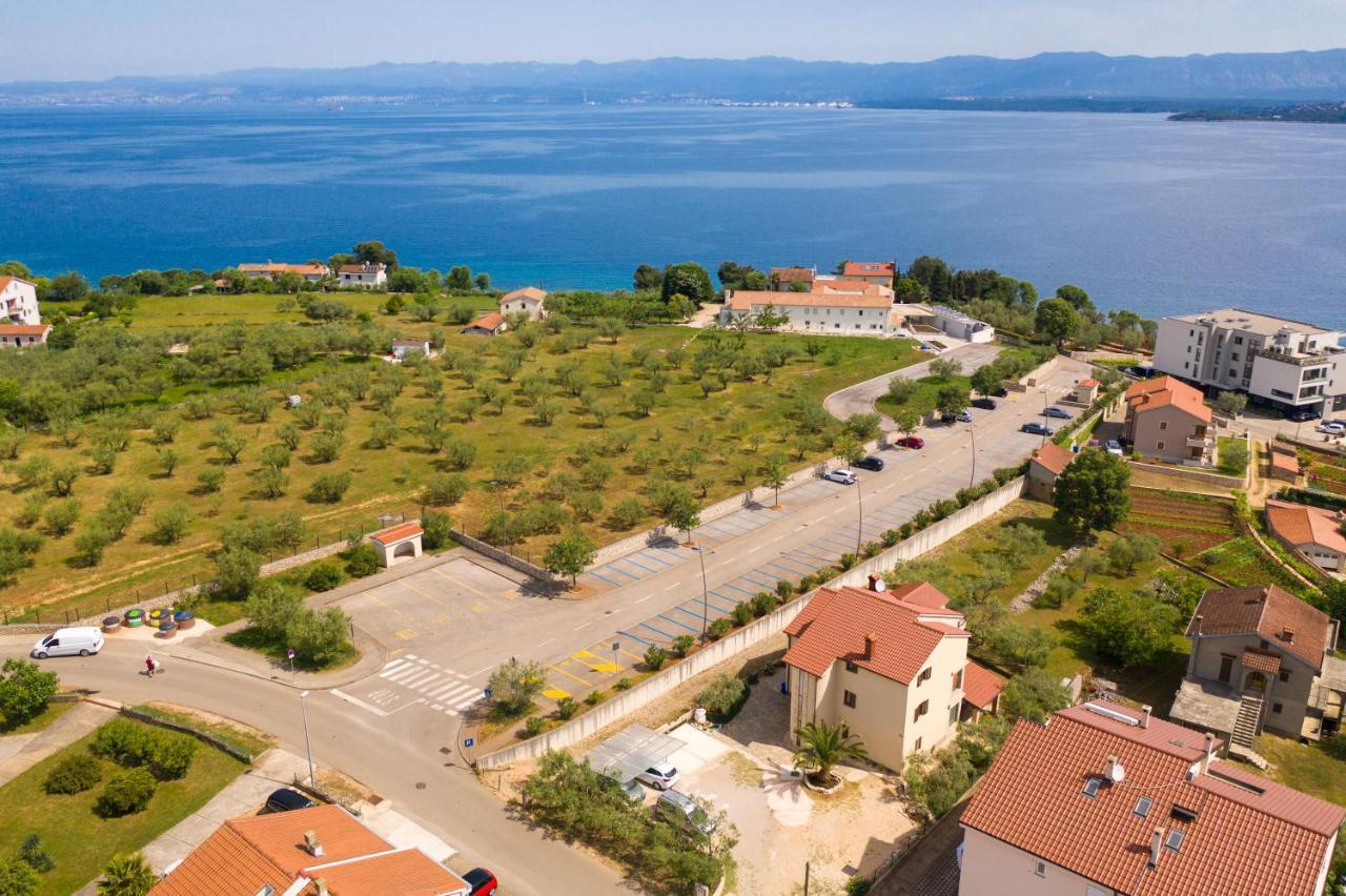 Apartments Otia Seaview Porat  Eksteriør billede